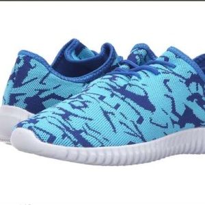 Blue mesh sneakers
